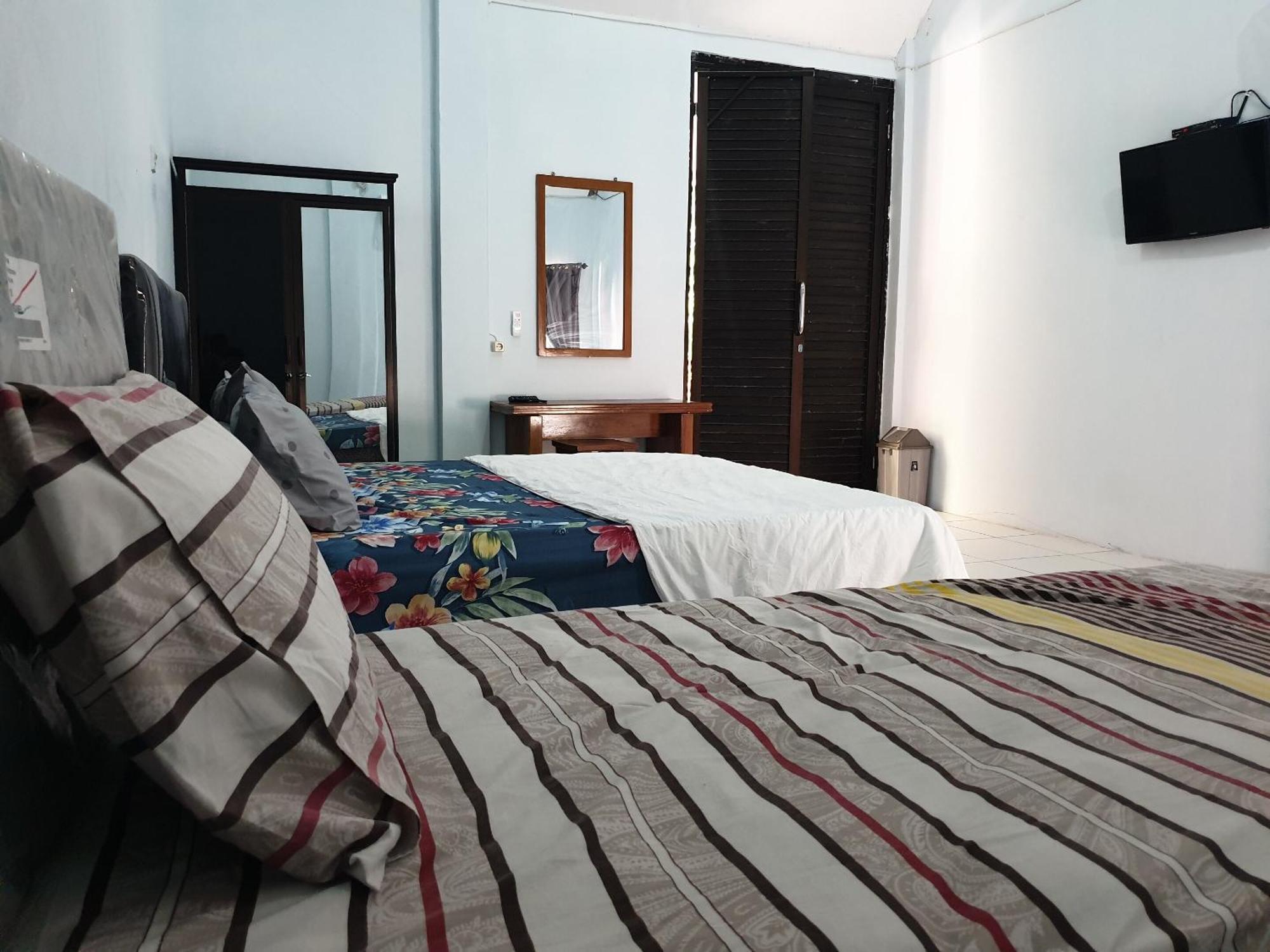 Capital O 92612 Penginapan D'Alas Purwo & Beachnearpadang Savana Sadengan Banyuwangi  Exterior foto