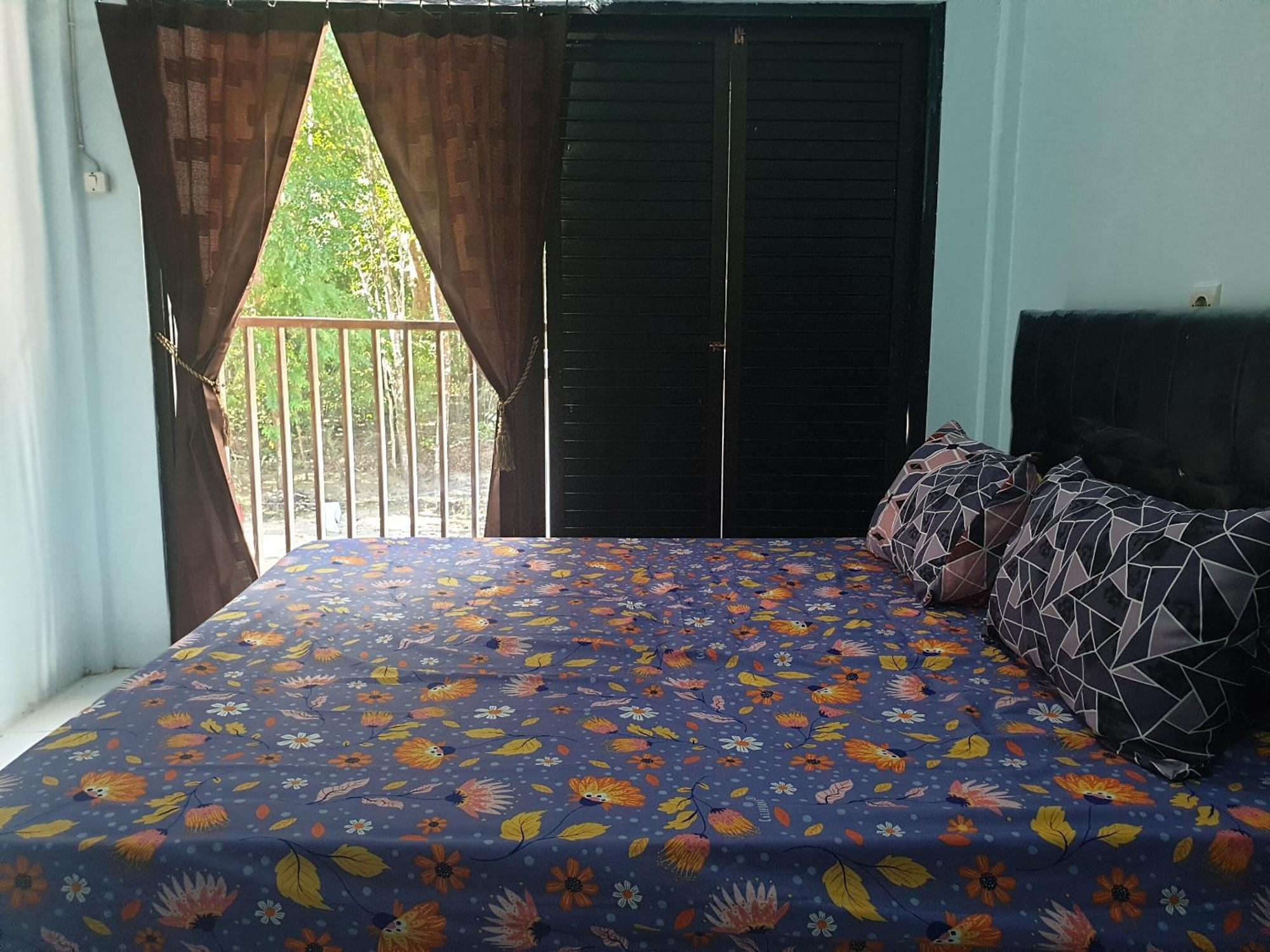 Capital O 92612 Penginapan D'Alas Purwo & Beachnearpadang Savana Sadengan Banyuwangi  Exterior foto